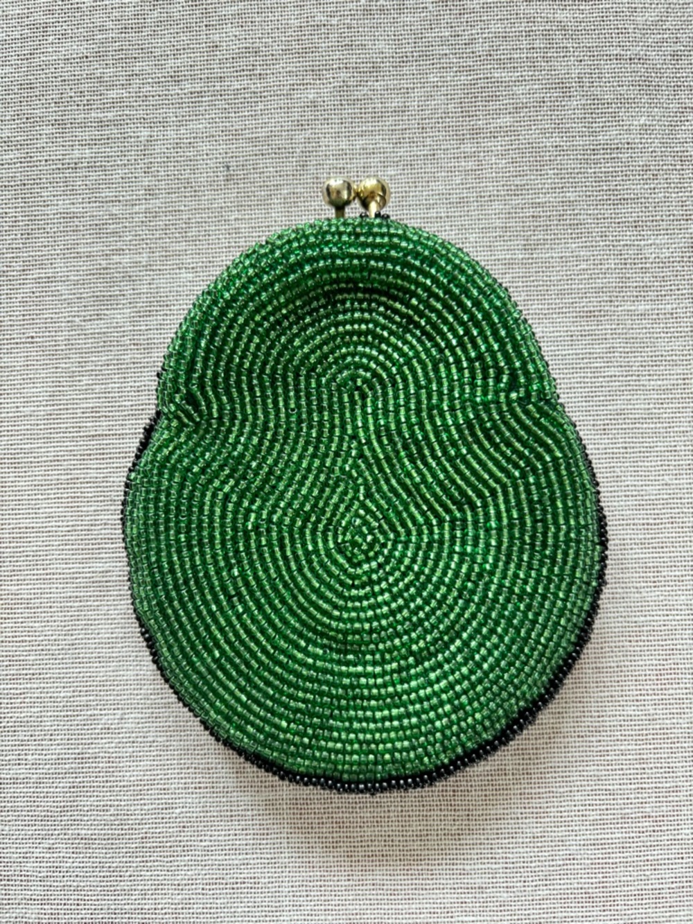 Vintage green beaded artisan funky boho unique kiss lock coin purse. - Picture 3 of 10